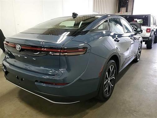 2026 Toyota Crown XLE