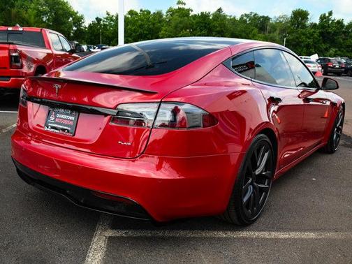2021 Tesla Model S Plaid