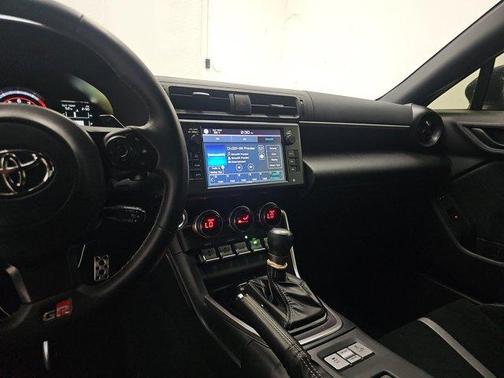 2025 Toyota GR86 Premium