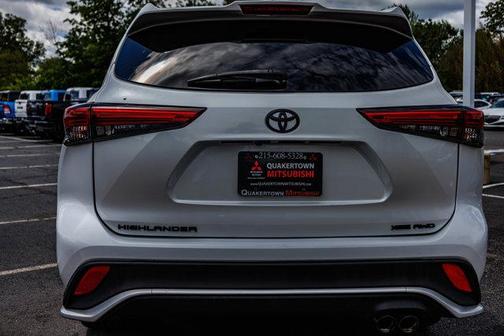 2022 Toyota Highlander XSE