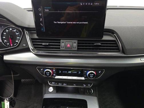 2024 Audi Q5 45 S line quattro Premium