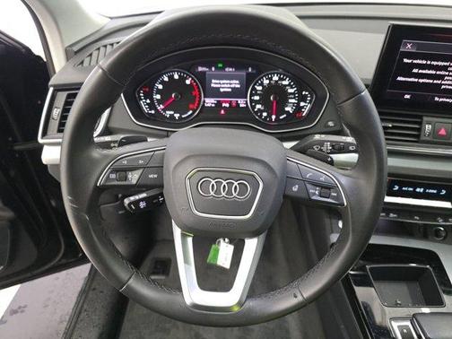 2024 Audi Q5 45 S line quattro Premium