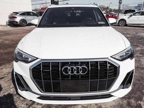 2020 Audi Q3 45 S line Premium