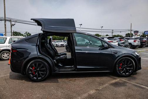 2023 Tesla Model X Plaid
