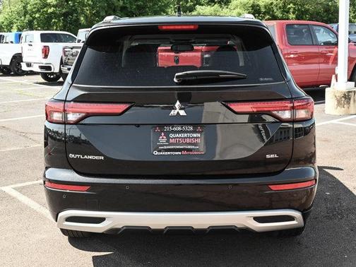 2023 Mitsubishi Outlander SEL