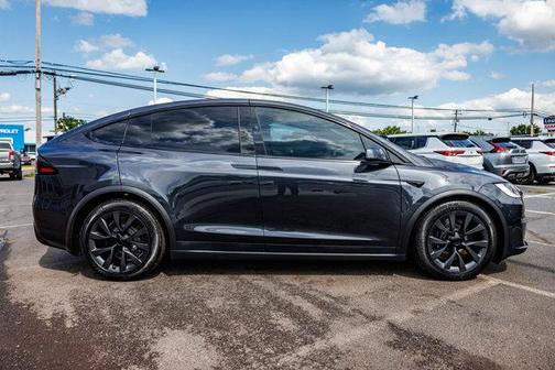 2024 Tesla Model X Base