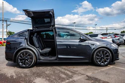 2024 Tesla Model X Base