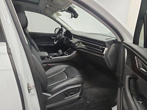 2022 Audi Q7 45 Premium