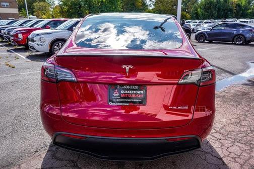 2025 Tesla Model Y Performance