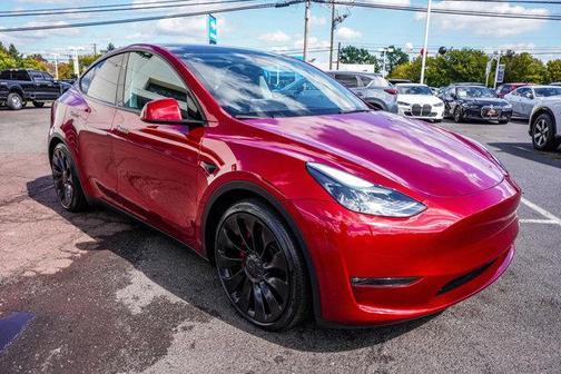 2025 Tesla Model Y Performance
