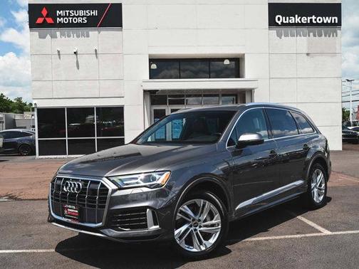 2022 Audi Q7 45 Premium Plus