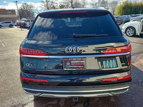 2022 Audi Q7 45 Premium Plus
