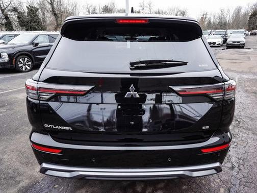 2026 Mitsubishi Outlander SE
