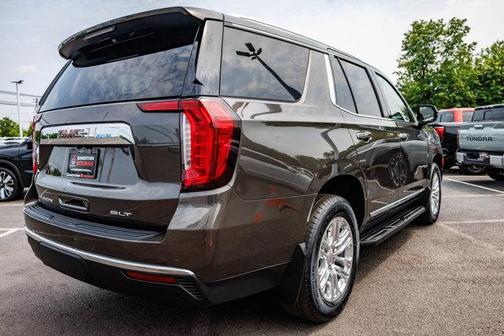 2021 GMC Yukon SLT