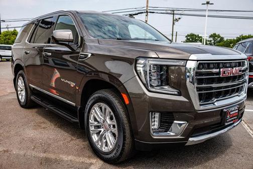 2021 GMC Yukon SLT