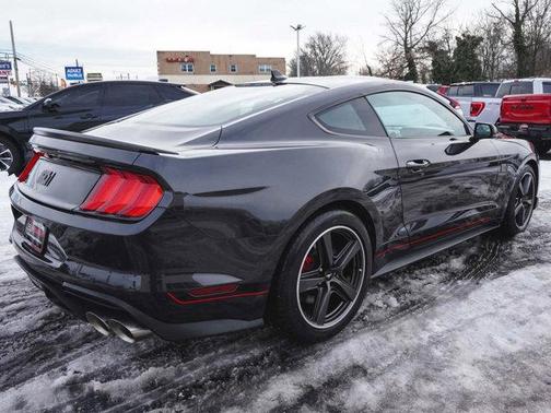 2022 Ford Mustang Mach 1