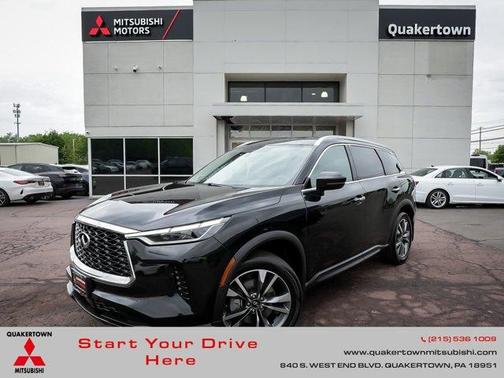 Diamond Black 2025 INFINITI QX60 Luxe