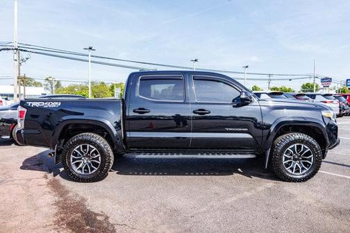 2020 Toyota Tacoma TRD Sport