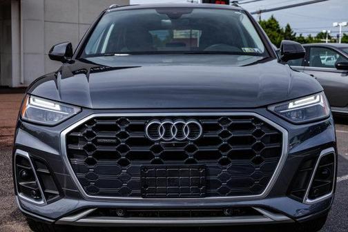 2022 Audi Q5 45 S line Premium Plus