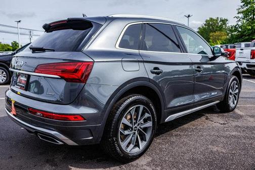 2022 Audi Q5 45 S line Premium Plus