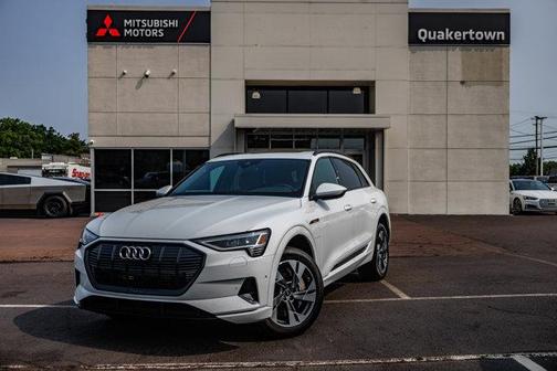2022 Audi e-tron Premium