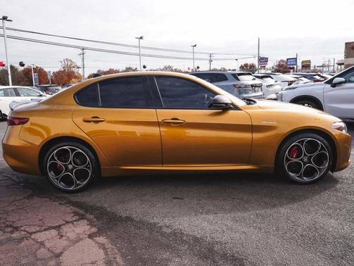 2022 Alfa Romeo Giulia Veloce