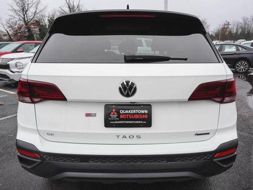 2024 Volkswagen Taos 1.5T SE Black