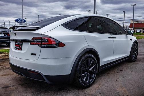2022 Tesla Model X Plaid