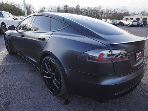 2021 Tesla Model S Plaid