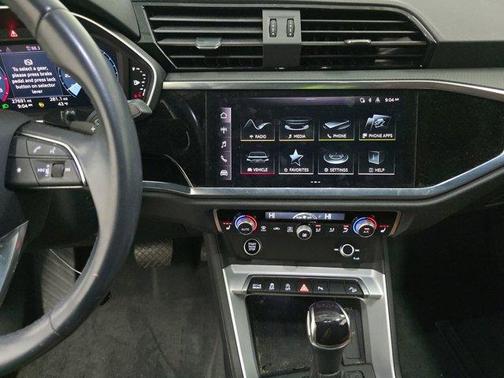 2023 Audi Q3 45 S line Premium