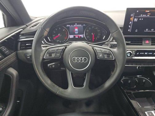 2023 Audi A4 45 S line quattro Premium