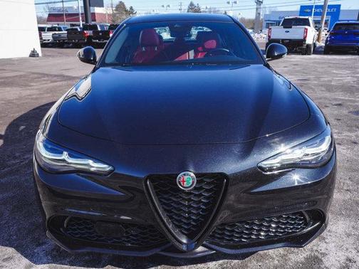 2024 Alfa Romeo Giulia Veloce