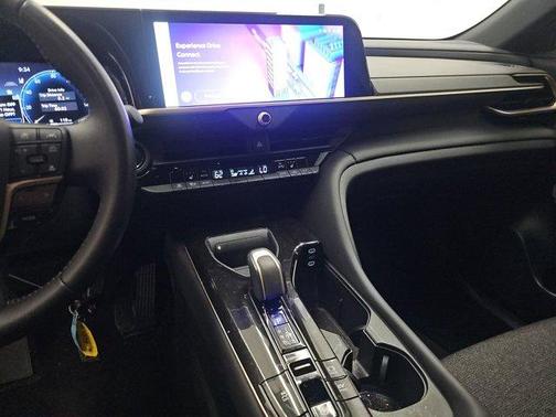 2024 Toyota Crown XLE