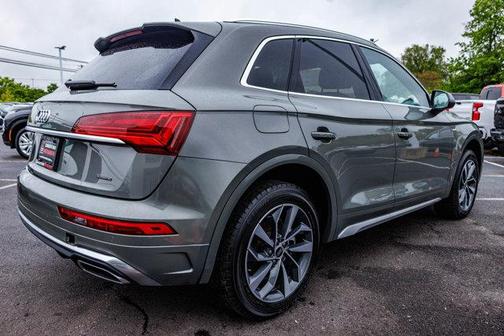 2023 Audi Q5 45 S line Premium Plus