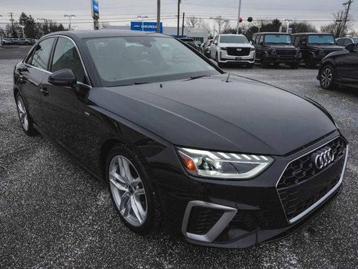 2024 Audi A4 45 S line quattro Premium