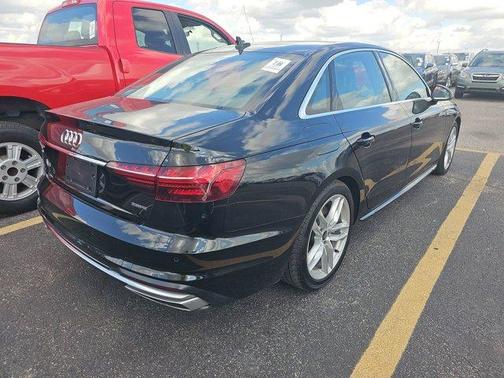 2024 Audi A4 45 S line quattro Premium