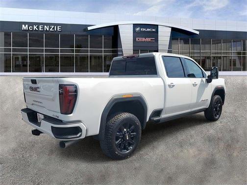 2026 GMC Sierra 3500 AT4