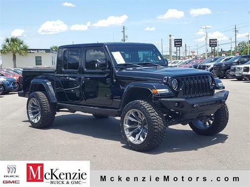 2023 Jeep Gladiator Overland