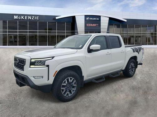 White 2023 Nissan Frontier SV