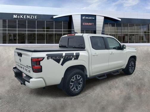 White 2023 Nissan Frontier SV