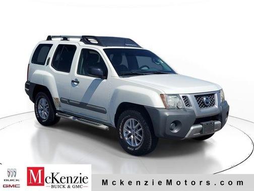 Glacier White 2014 Nissan Xterra S