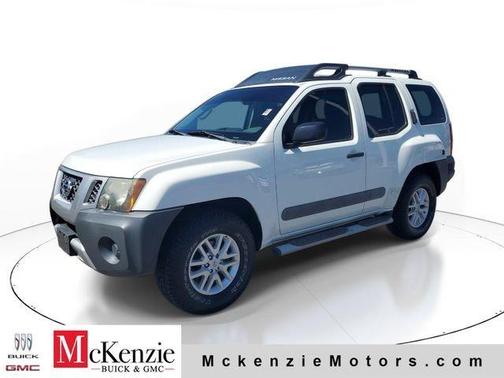 Glacier White 2014 Nissan Xterra S