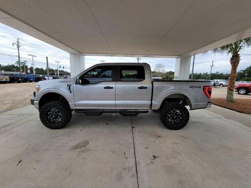 Photo 4 of 27 of 2021 Ford F-150 XLT
