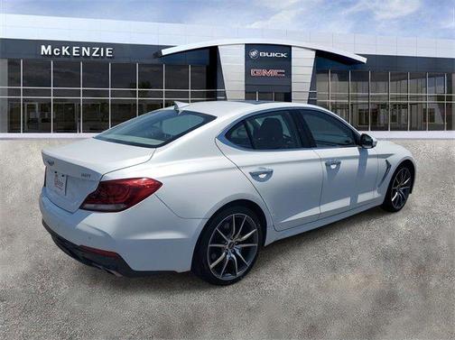 2021 Genesis G70 2.0T