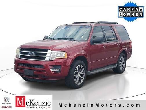 Red 2015 Ford Expedition XLT