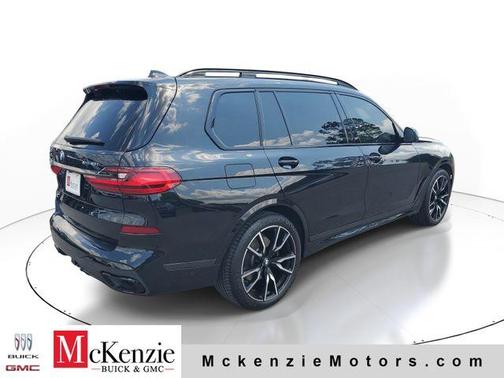 Black 2021 BMW X7 xDrive40i