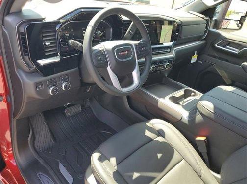 2025 GMC Sierra 2500 SLT
