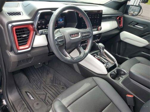 2023 GMC Canyon AT4X
