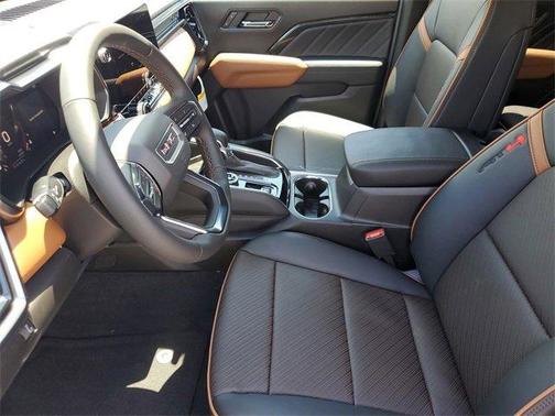 2025 GMC Canyon AT4