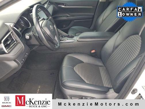 White 2020 Toyota Camry SE